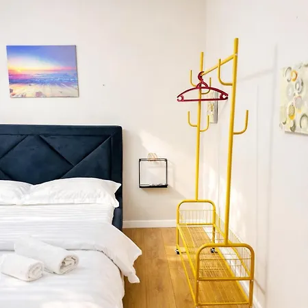 Appartement Bllok: Cozy Stay, 24/7 Self Check-in *