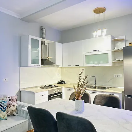 Apartment Bllok: Cozy Stay, 24/7 Self Check-in