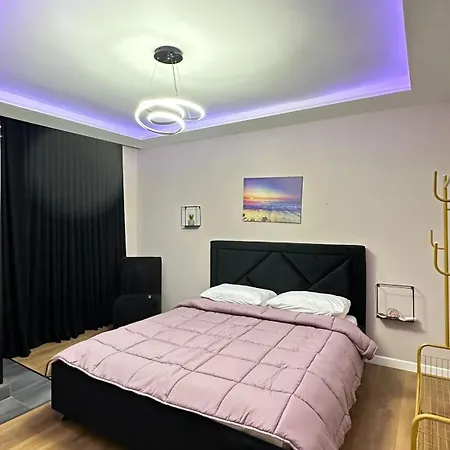 Bllok: Cozy Stay, 24/7 Self Check-in Apartamento